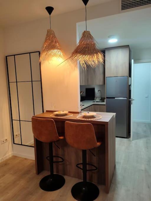 Old Town Ground Floor New Apartment, Beach, Parking Apartment Malaga
